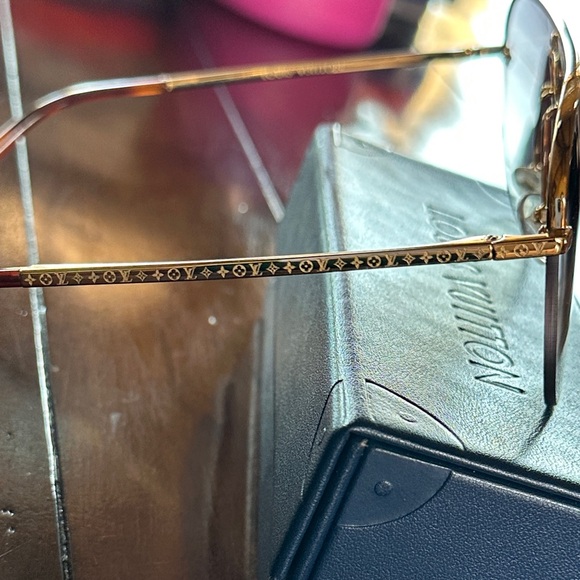 Auth. Louis Vuitton grease mask sunglasses z1469u - Picture 4 of 15